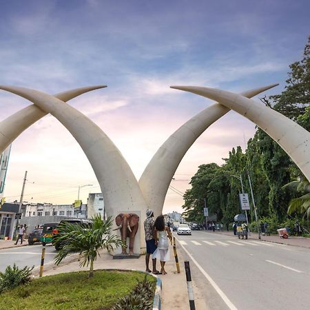 Sentrim Castle Royal Hotel Mombasa Exterior foto