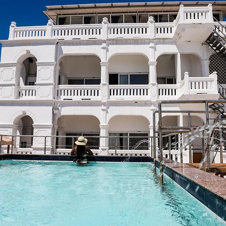 Sentrim Castle Royal Hotel Mombasa Exterior foto
